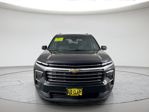 Used 2024 Chevrolet Traverse LT AWD/4WD image 8
