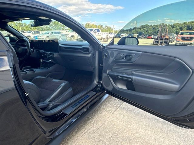 Used 2024 Ford Mustang Dark Horse RWD image 13