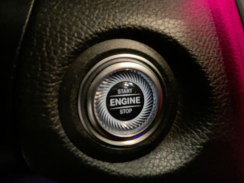 Used 2022 Mercedes-Benz GLC 43 AMG 4MATIC image 25