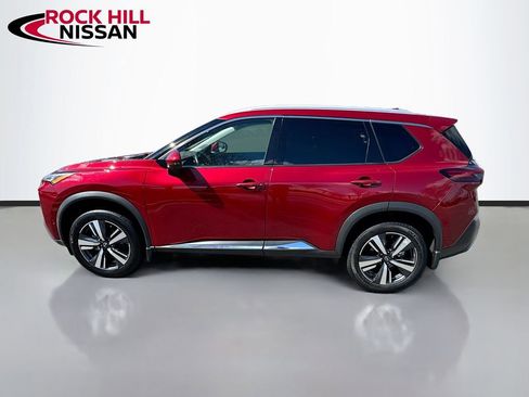 Used 2023 Nissan Rogue SL w/ SL Premium Package image 4