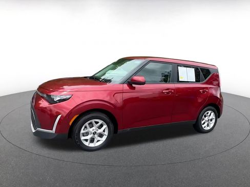 Used 2025 Kia Soul LX w/ LX Technology Package image 8