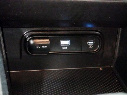 Used 2023 Kia Sportage LX image 24