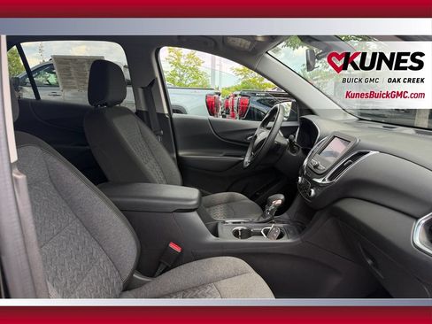 Used 2024 Chevrolet Equinox LT AWD/4WD image 38