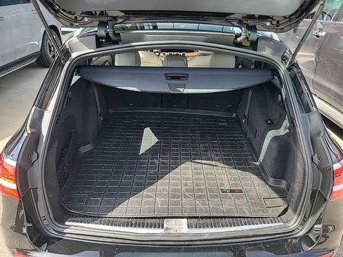 Used 2020 Mercedes-Benz E 450 4MATIC Wagon image 9