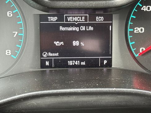 Used 2022 Chevrolet Colorado LT w/ Fleet Safety Package image 27