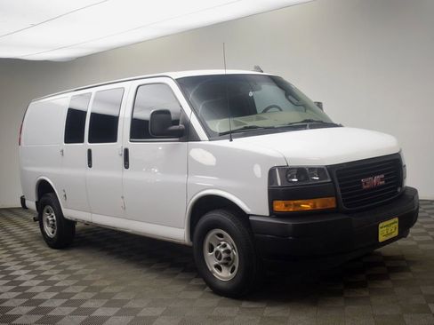 Used 2018 GMC Savana 2500 w/ Driver Convenience Package RWD image 1