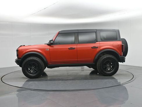 Used 2023 Ford Bronco Wildtrak AWD/4WD image 32