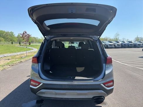 Used 2020 Hyundai Santa Fe SE image 9