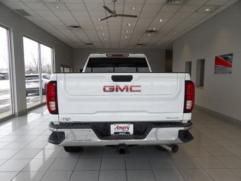 Used 2023 GMC Sierra 2500 SLE w/ SLE Convenience Package image 5