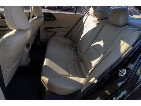 Used 2016 Honda Accord EX-L image 13