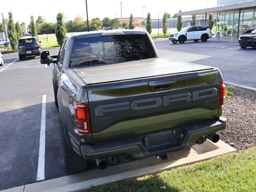 Used 2017 Ford F150 Raptor w/ Equipment Group 802A Luxury AWD/4WD image 14