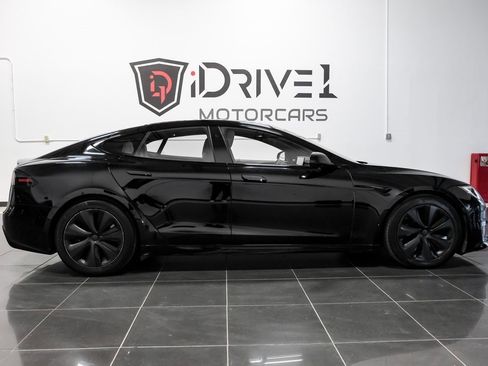 Used 2023 Tesla Model S Standard Range image 10