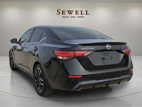 Used 2020 Nissan Sentra S image 3