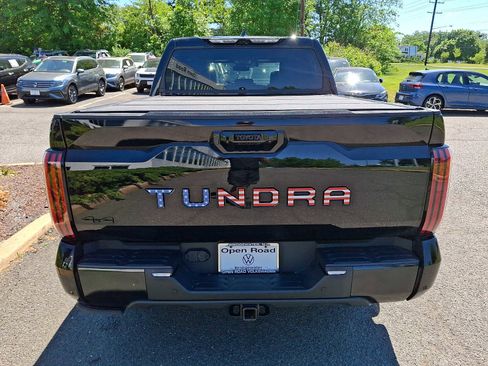 Used 2024 Toyota Tundra Platinum AWD/4WD image 5