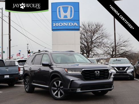 Certified 2025 Honda Pilot Elite image 1