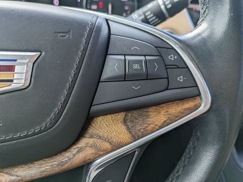 Used 2022 Cadillac XT5 Premium Luxury w/ Platinum Package AWD/4WD image 24