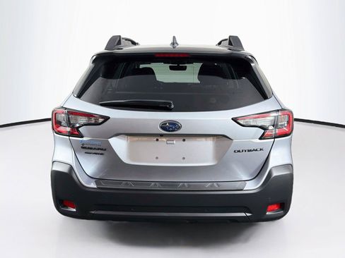 Used 2025 Subaru Outback Onyx Edition AWD/4WD image 10