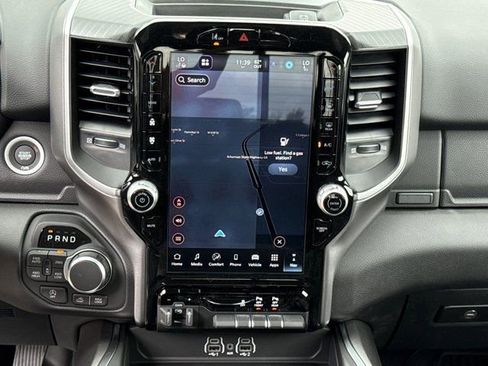 New 2026 RAM 1500 4x4 Crew Cab image 8