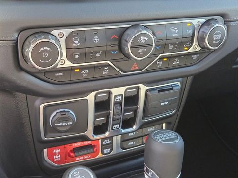 New 2025 Jeep Wrangler Unlimited Rubicon 392 AWD/4WD image 15
