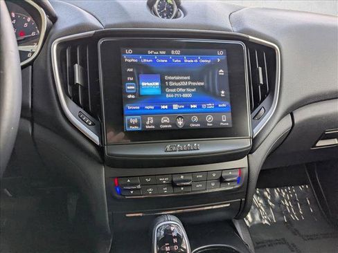 Used 2017 Maserati Ghibli image 14