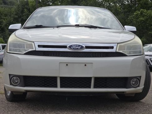 Used 2009 Ford Focus SEL FWD image 10