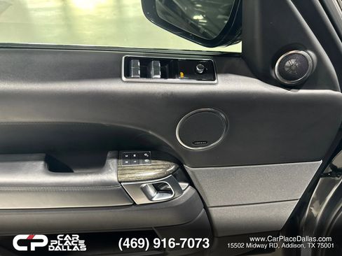 Used 2019 Land Rover Range Rover Sport HSE Dynamic image 18
