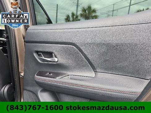 Used 2025 Nissan Kicks SR w/ SR Premium Package FWD image 22