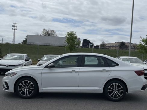 New 2026 Volkswagen Jetta Sport FWD image 5