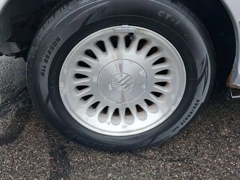 Used 2002 Mercury Grand Marquis LSE RWD image 9