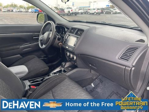 Used 2020 Mitsubishi Outlander Sport ES AWD/4WD image 27