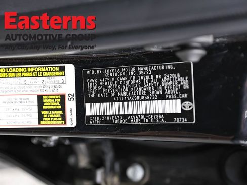 Used 2024 Toyota Camry SE w/ Cold Weather Package FWD image 36