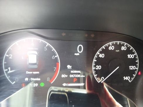 Used 2023 Honda CR-V EX image 9