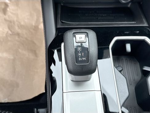 New 2026 Mitsubishi Outlander ES image 17