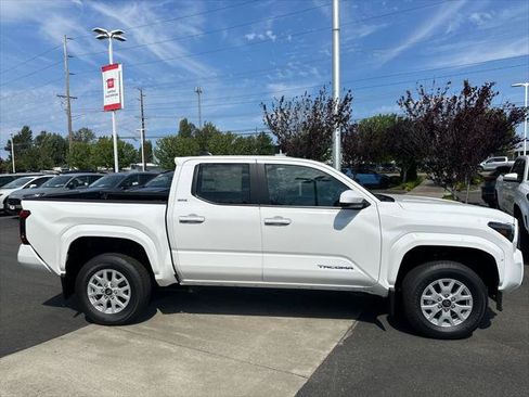 Certified 2026 Toyota Tacoma SR5 RWD image 6