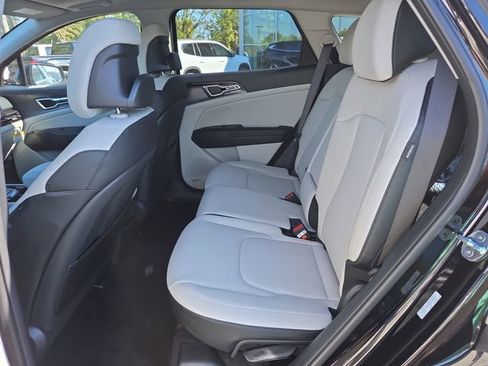 New 2026 Kia Sportage EX w/ EX Panorama Roof Package image 6