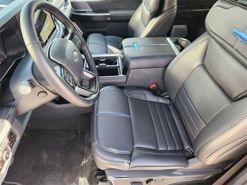 New 2026 Ford F250 Platinum w/ Tremor Off-Road Package image 9