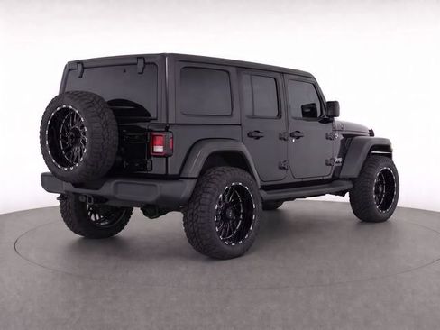 Used 2018 Jeep Wrangler Unlimited Sport S AWD/4WD image 6