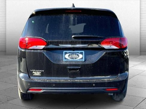 New 2026 Chrysler Voyager LX image 32