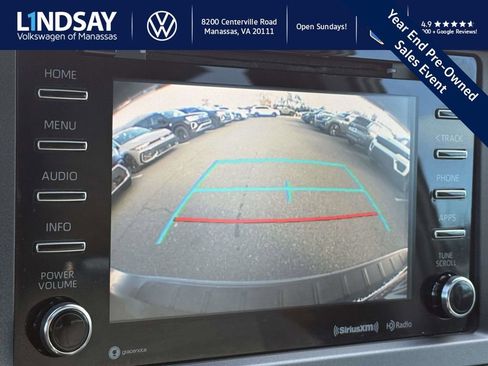 Used 2018 Toyota Sienna XLE image 15