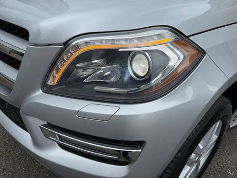 Used 2013 Mercedes-Benz GL 450 4MATIC image 19