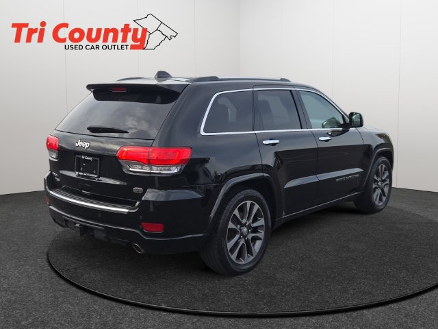 Used 2018 Jeep Grand Cherokee Overland AWD/4WD image 8