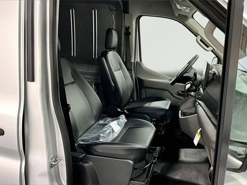 New 2026 Ford Transit 250 148 Medium Roof Extended AWD image 10