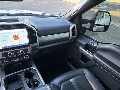 Used 2022 Ford F250 Platinum AWD/4WD image 24