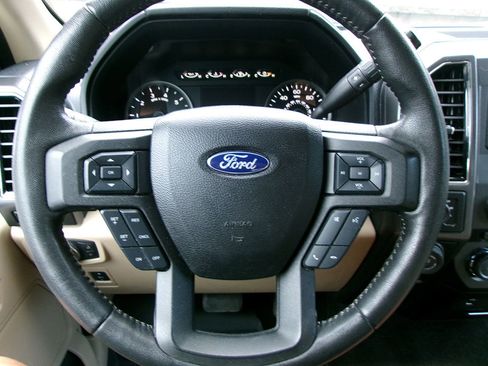 Used 2018 Ford F150 XLT w/ Equipment Group 301A Mid AWD/4WD image 13