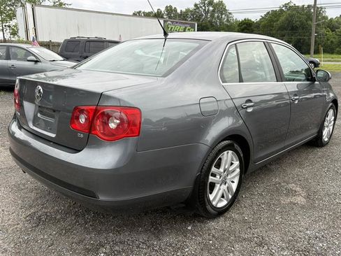 Used 2007 Volkswagen Jetta Wolfsburg Edition FWD image 4