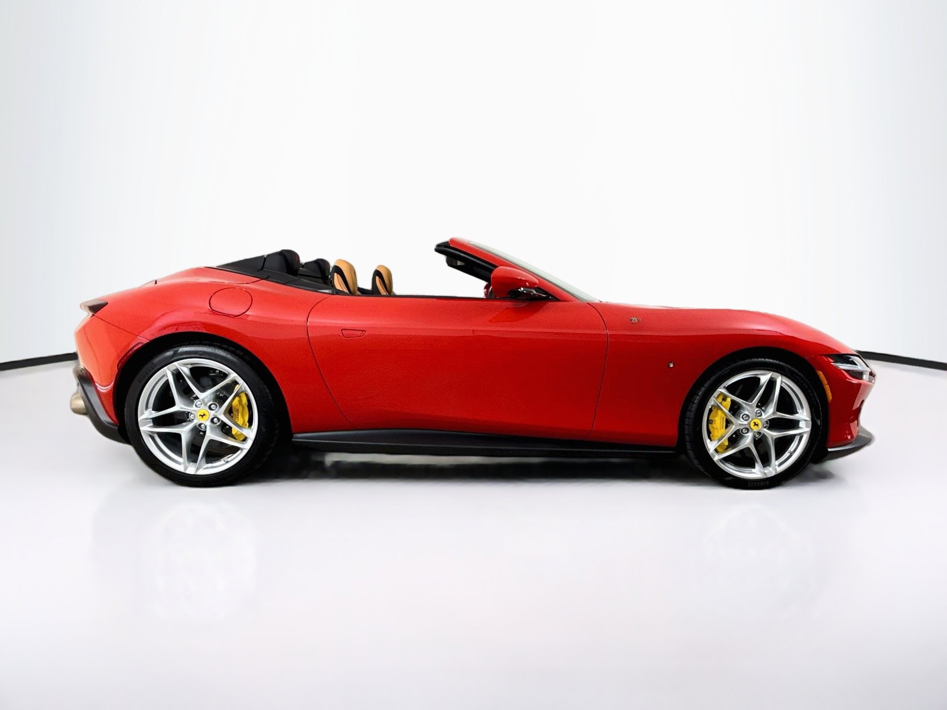 Certified 2024 Ferrari Roma Spider RWD image 8