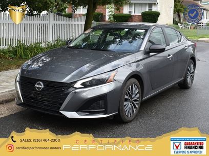Used 2025 Nissan Altima 2.5 SV