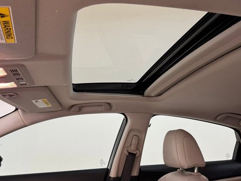 Used 2021 Honda Insight Touring image 16