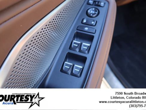 Used 2024 Acura MDX SH-AWD w/ Technology Package image 26