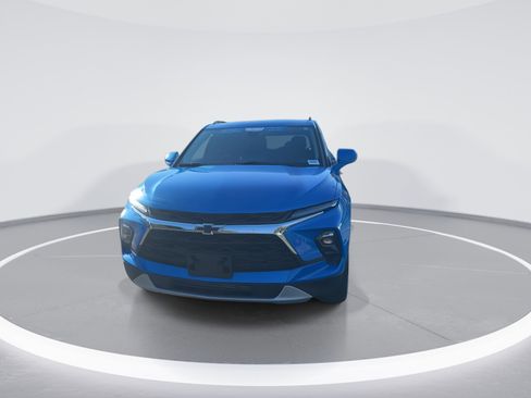 Used 2024 Chevrolet Blazer LT w/ Convenience Package image 3